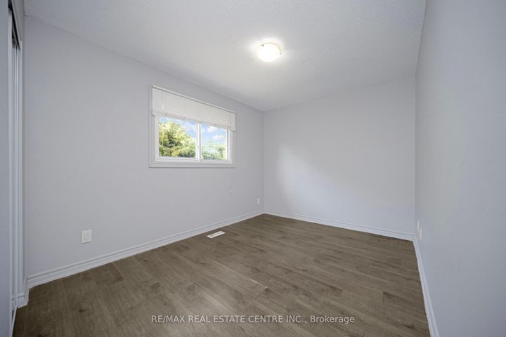 Photo 21 at 35 Madison Street, Central Park, Brampton