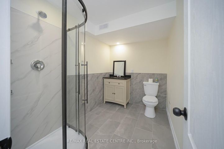 Photo 30 at 35 Madison Street, Central Park, Brampton
