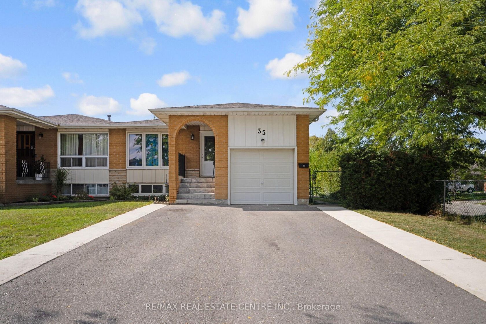 35 Madison Street, Central Park, Brampton 2