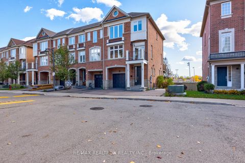 Photo 2 at 136 Vittorio De Luca Drive, East Woodbridge, Vaughan