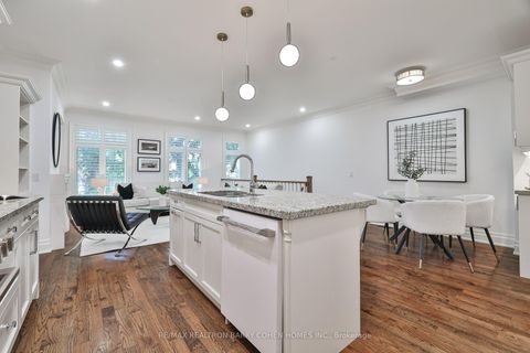 Photo 13 at 136 Bowood Avenue, Lawrence Park North, Toronto