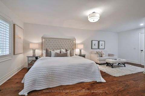 Photo 17 at 136 Bowood Avenue, Lawrence Park North, Toronto