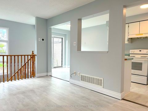 Photo 5 at 16 Cunningham Drive, Ardagh, Barrie Photo 5 at 16 Cunningham Drive, Ardagh, Barrie