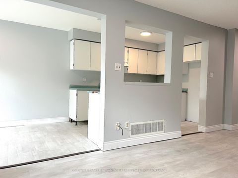 Photo 8 at 16 Cunningham Drive, Ardagh, Barrie Photo 8 at 16 Cunningham Drive, Ardagh, Barrie