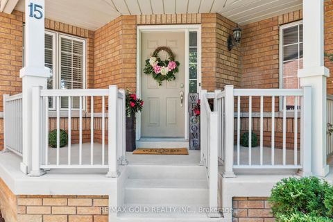 Photo 2 at 15 Blanchard Court, Brooklin, Whitby