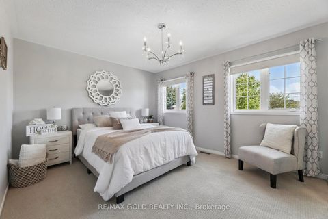 Photo 25 at 15 Blanchard Court, Brooklin, Whitby