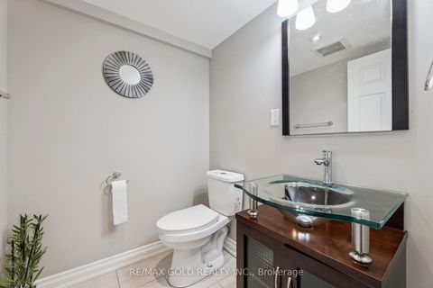 Photo 37 at 15 Blanchard Court, Brooklin, Whitby