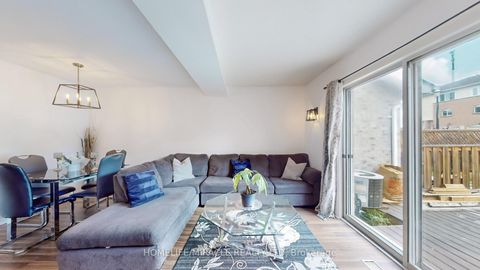 Photo 5 at 4 William Curtis Circle, College Manor, Newmarket