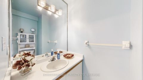 Photo 15 at 4 William Curtis Circle, College Manor, Newmarket