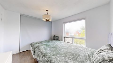 Photo 22 at 4 William Curtis Circle, College Manor, Newmarket