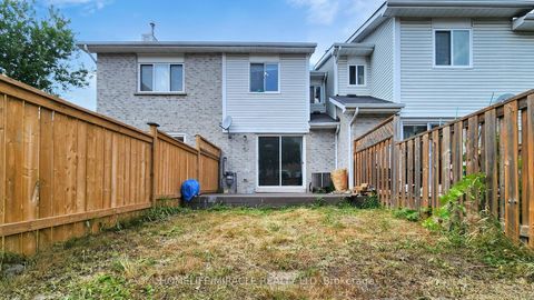 Photo 33 at 4 William Curtis Circle, College Manor, Newmarket