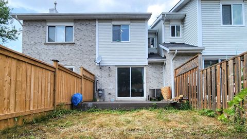 Photo 34 at 4 William Curtis Circle, College Manor, Newmarket
