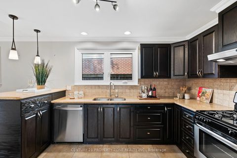 Photo 8 at 7 Rodarick Drive, Centennial Scarborough, Toronto
