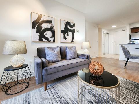 Photo 4 at 701 - 760 Sheppard Avenue W, Bathurst Manor, Toronto