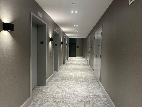 Photo 3 at 726 - 285 Dufferin Street, South Parkdale, Toronto