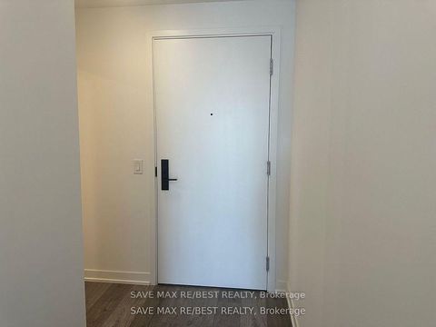 Photo 5 at 726 - 285 Dufferin Street, South Parkdale, Toronto