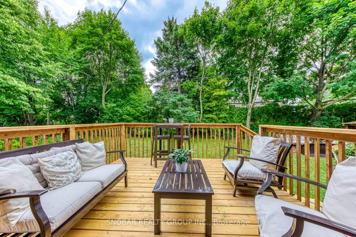 Photo 27 at 4 Haregate Court, Richview, Toronto