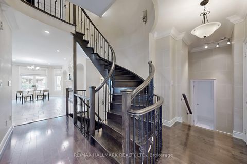 Photo 18 at 420 Paradelle Drive, Oak Ridges Lake Wilcox, Richmond Hill