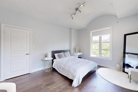 Photo 24 at 420 Paradelle Drive, Oak Ridges Lake Wilcox, Richmond Hill
