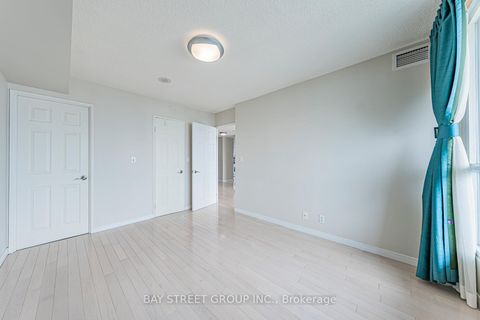 Photo 17 at 3802 - 23 Hollywood Avenue, Willowdale East, Toronto