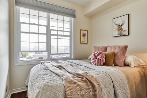 Photo 14 at 312 - 25 Strangford Lane, Birchmount, Toronto
