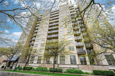 Photo 2 at 402 - 4 Elsinore Path, New Toronto, Toronto