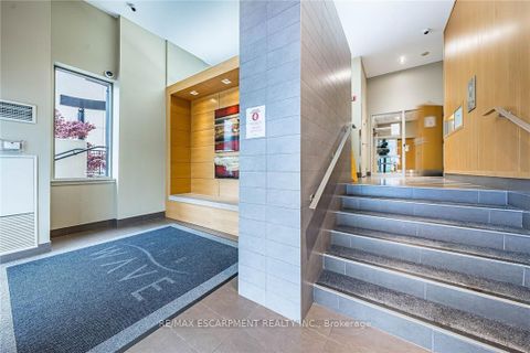 Photo 29 at 402 - 4 Elsinore Path, New Toronto, Toronto