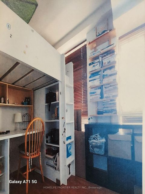 Photo 16 at 911 - 15 Maplewood Avenue, Cedarvale, Toronto