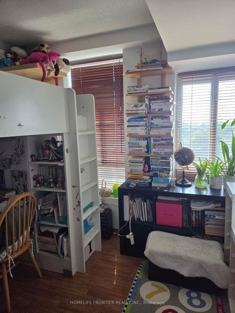 Photo 17 at 911 - 15 Maplewood Avenue, Cedarvale, Toronto