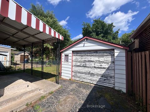 Photo 2 at 493 Dawes Road, Parkview, Toronto
