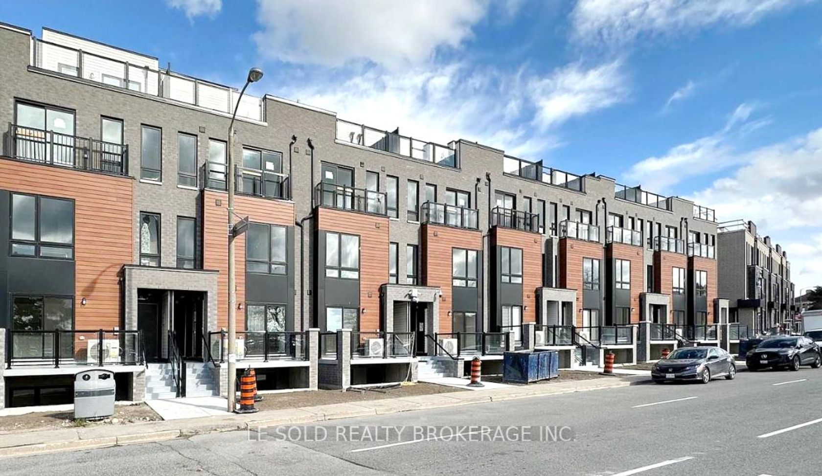 32 - 145 Tapscott Road, Malvern, Toronto 