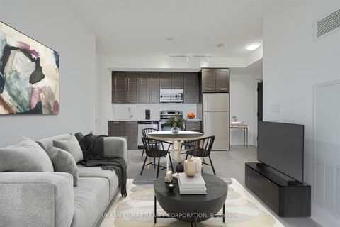 Photo 6 at 913 - 50 Bruyeres Mews, Niagara, Toronto