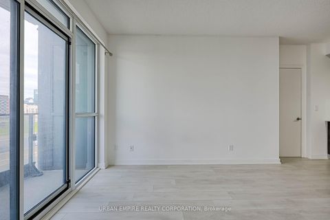 Photo 19 at 913 - 50 Bruyeres Mews, Niagara, Toronto