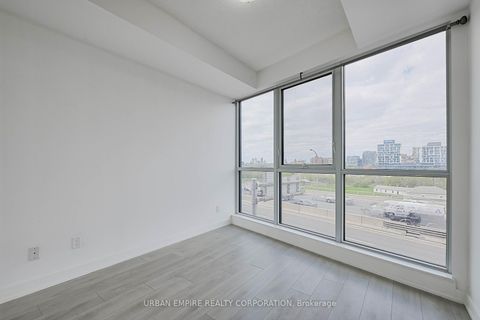 Photo 22 at 913 - 50 Bruyeres Mews, Niagara, Toronto