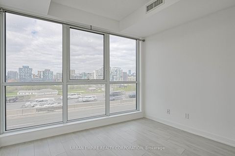 Photo 23 at 913 - 50 Bruyeres Mews, Niagara, Toronto