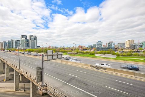 Photo 30 at 913 - 50 Bruyeres Mews, Niagara, Toronto