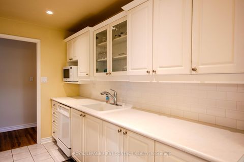 Photo 6 at 401 - 291 Blake Street, North Shore, Barrie