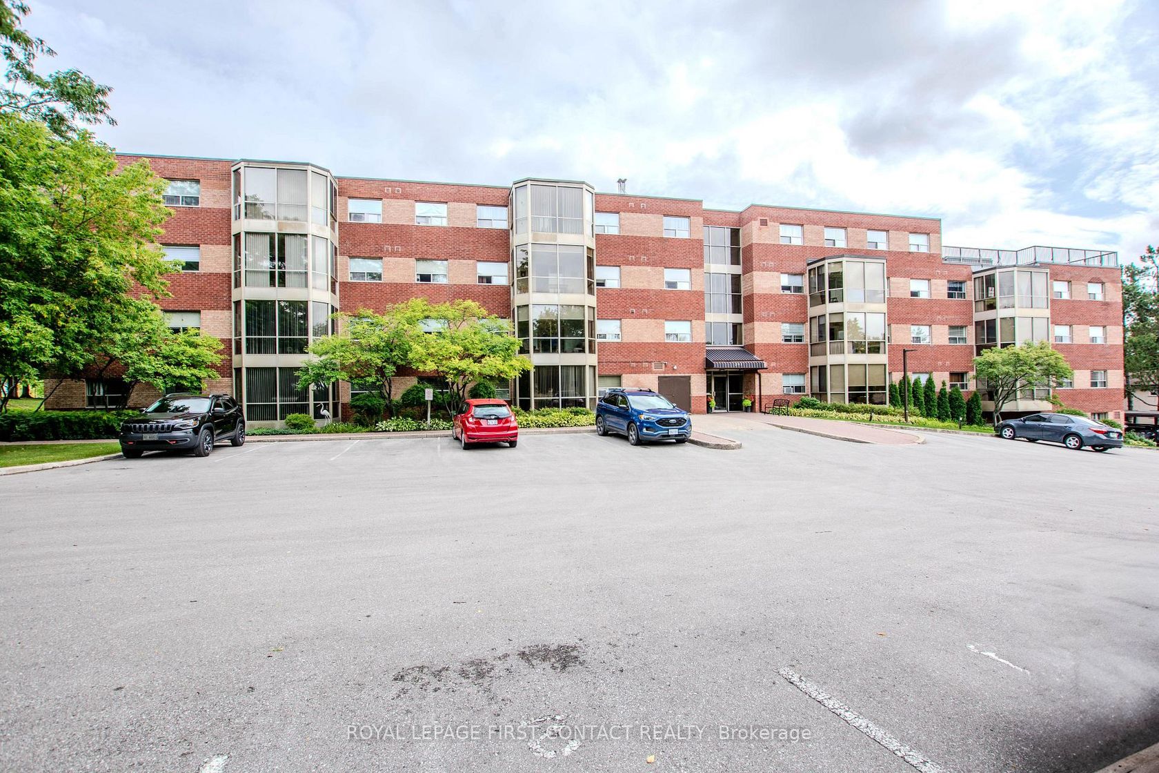 401 - 291 Blake Street, North Shore, Barrie photo 1 401 - 291 Blake Street, North Shore, Barrie photo 1