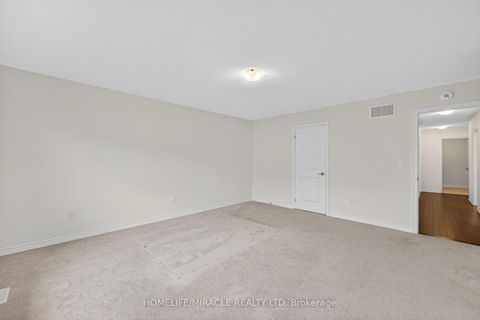 Photo 43 at 11 Phoenix Boulevard, Rural Barrie Southeast, Barrie
