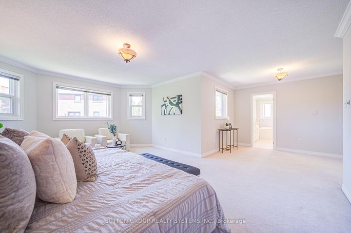 Photo 18 at 2979 Sycamore Street, CV Clearview, Oakville