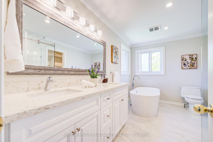 Photo 20 at 2979 Sycamore Street, CV Clearview, Oakville