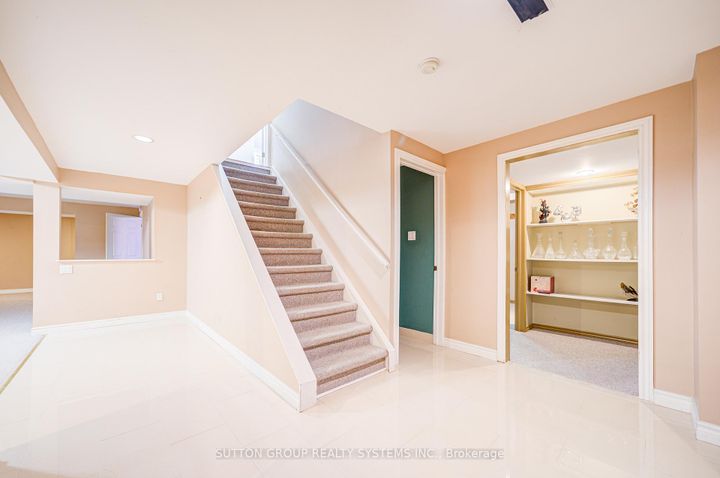Photo 30 at 2979 Sycamore Street, CV Clearview, Oakville