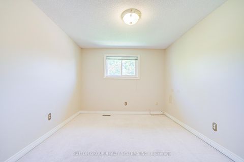 Photo 27 at 2979 Sycamore Street, CV Clearview, Oakville