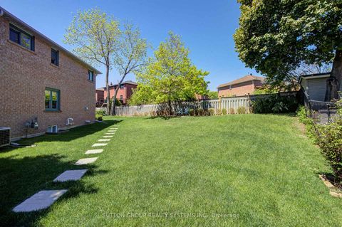 Photo 35 at 2979 Sycamore Street, CV Clearview, Oakville
