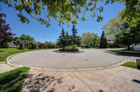 Photo 42 at 2979 Sycamore Street, CV Clearview, Oakville