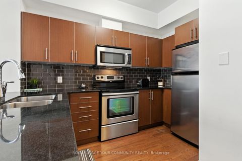 Photo 10 at 540 - 281 Woodbridge Avenue, West Woodbridge, Vaughan