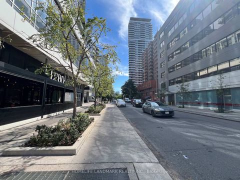 Photo 2 at 807 - 89 Dunfield Avenue, Mount Pleasant West, Toronto