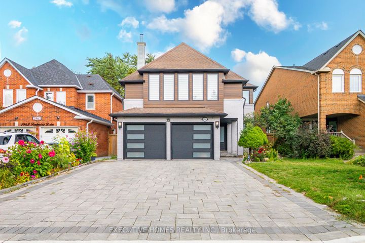 Photo 0 at 2966 Tradewind Drive, Meadowvale, Mississauga