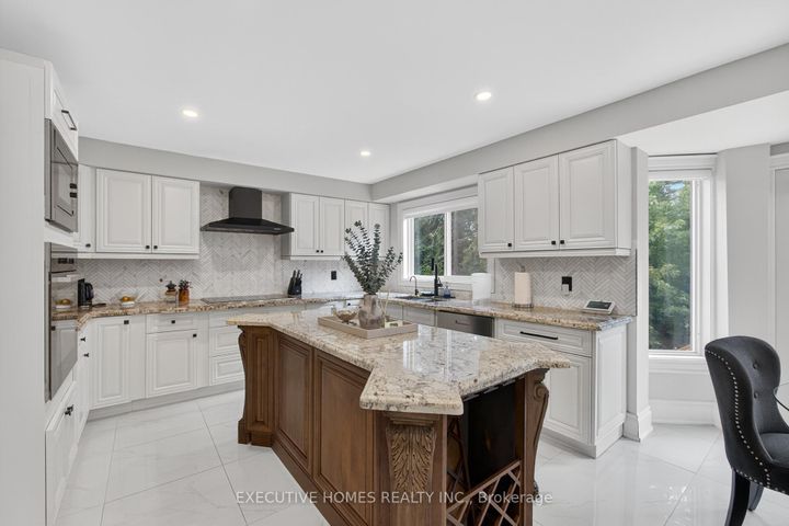 Photo 19 at 2966 Tradewind Drive, Meadowvale, Mississauga