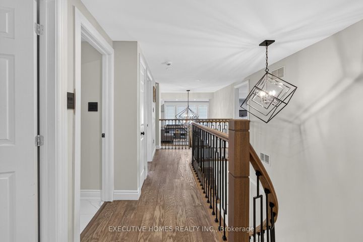 Photo 27 at 2966 Tradewind Drive, Meadowvale, Mississauga